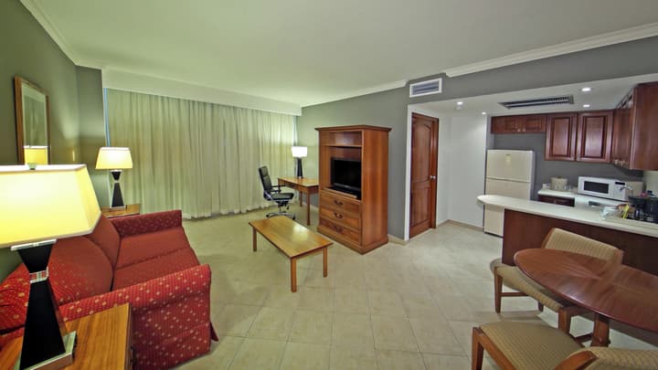 Crowne Plaza Panama by IHG