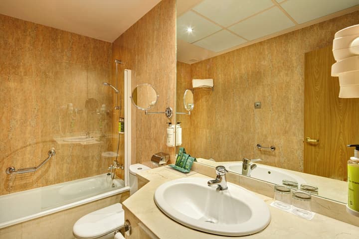 Hotel Sercotel Alcalá 611