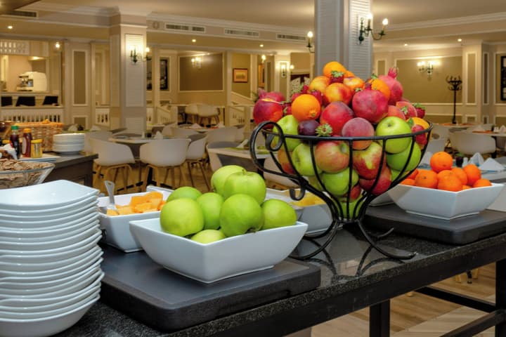 Holiday Inn Johannesburg Sunnyside Park by IHG