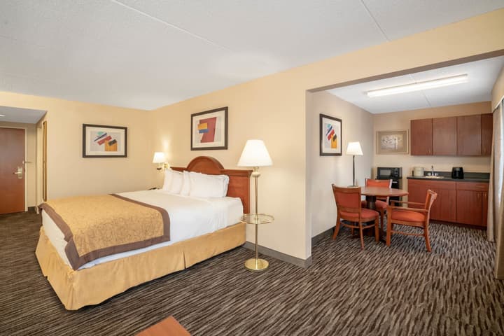 Wingate by Wyndham Charlotte Airport I-85/I-485