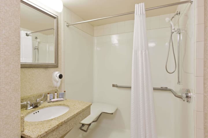 Wingate by Wyndham Charlotte Airport I-85/I-485