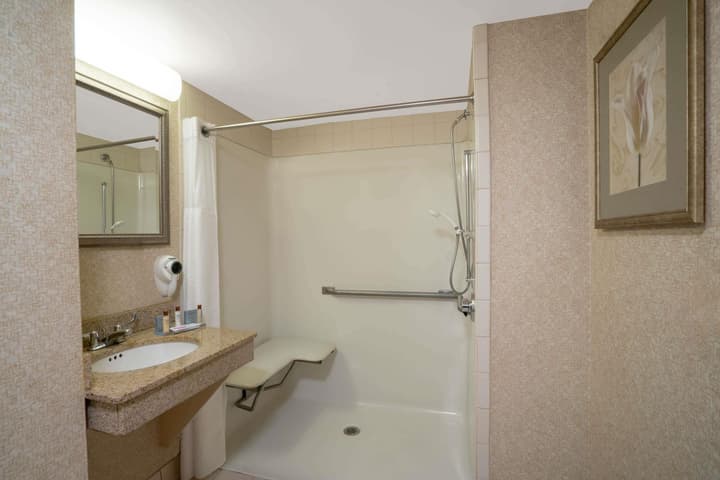 Wingate by Wyndham Charlotte Airport I-85/I-485