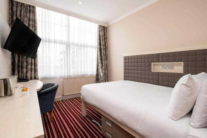 London Croydon Aerodrome Hotel by Sunday