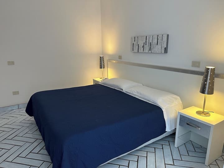 Hotel Holiday