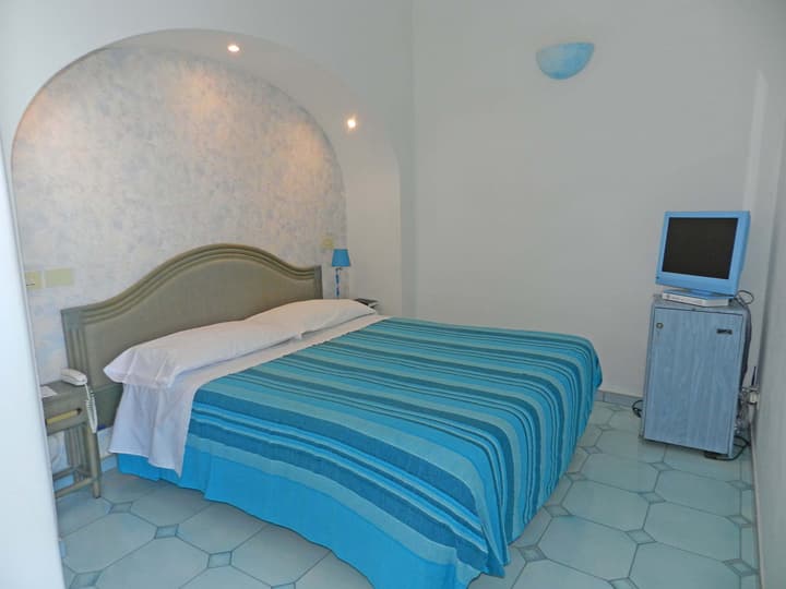 Hotel Holiday