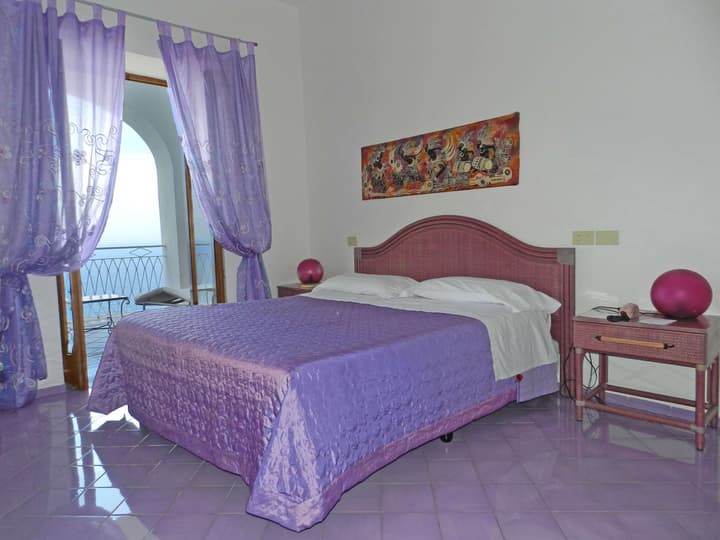 Hotel Holiday