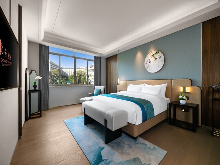 Dong Fang Hotel Guangzhou