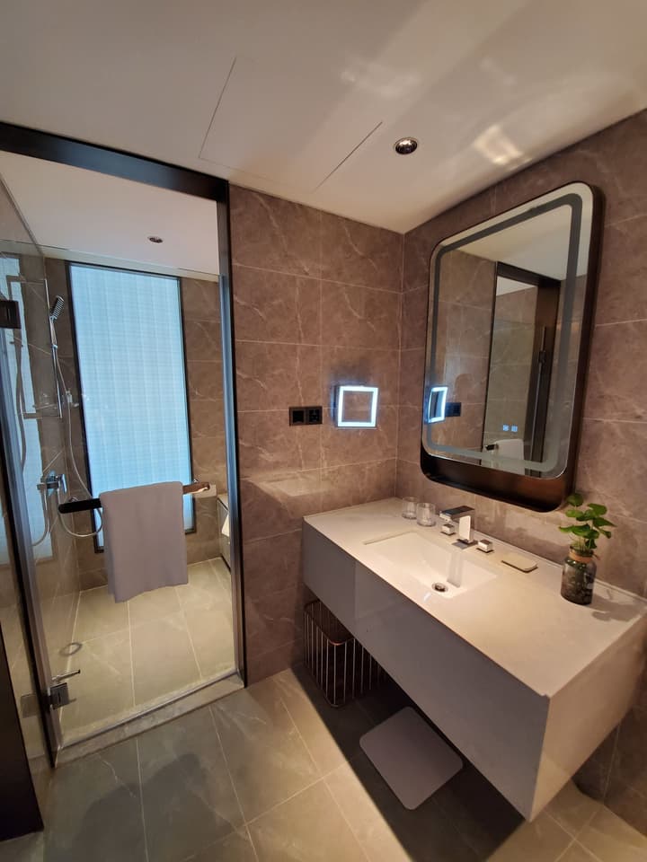 Dong Fang Hotel Guangzhou