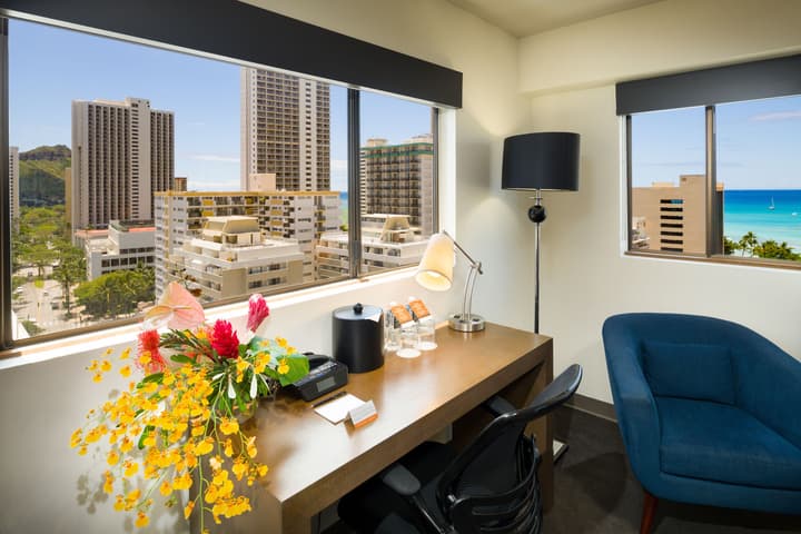 Vive Hotel Waikiki