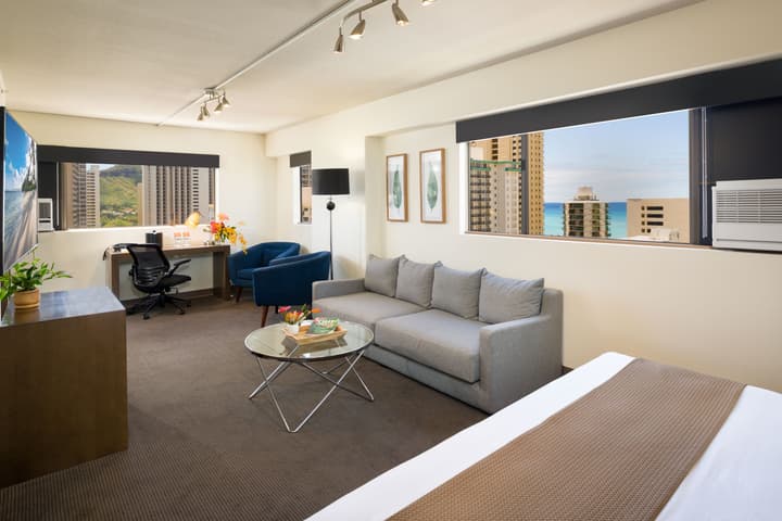 Vive Hotel Waikiki