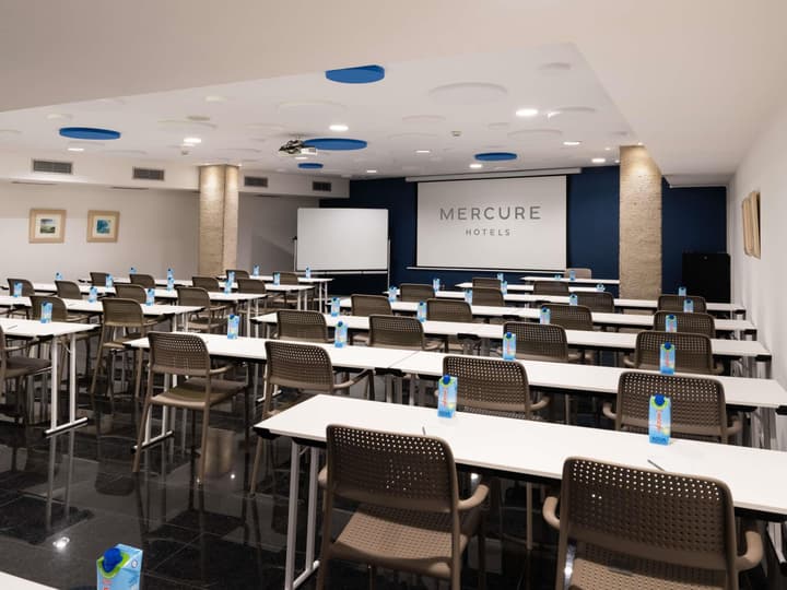 Mercure Bilbao Jardines De Albia