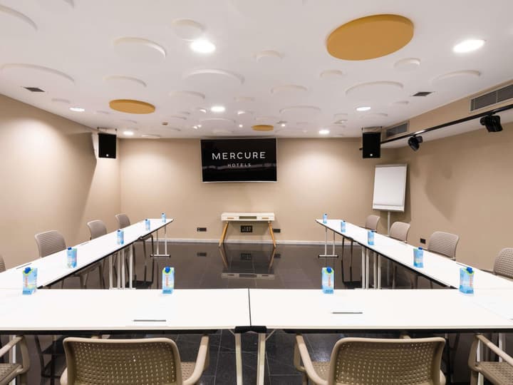 Mercure Bilbao Jardines De Albia