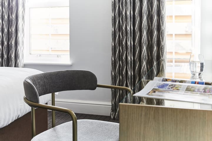 The Lodge Hotel - Putney