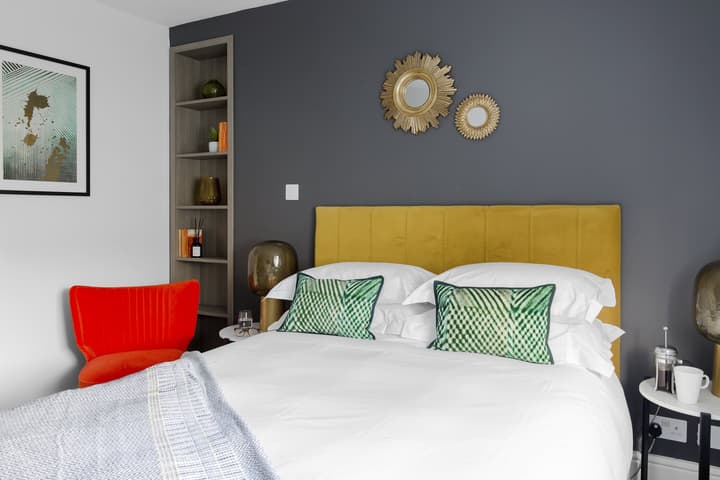 The Lodge Hotel - Putney
