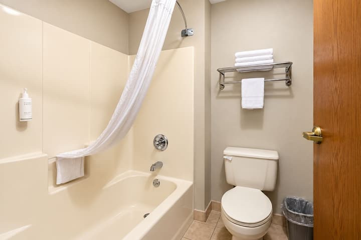 Days Inn by Wyndham Battlefield Rd/Hwy 65