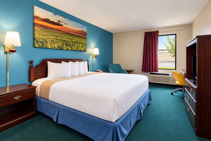 Days Inn by Wyndham Battlefield Rd/Hwy 65