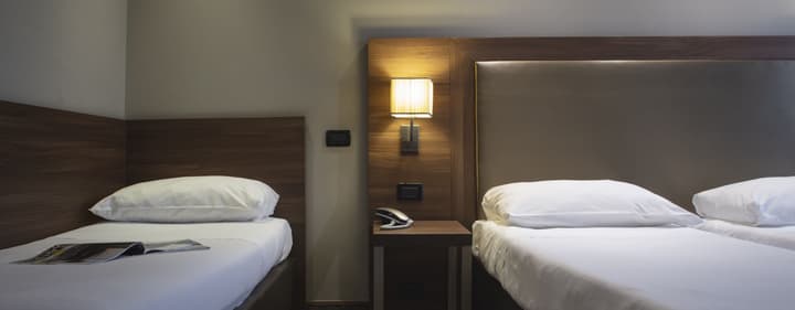 Smart Hotel Holiday