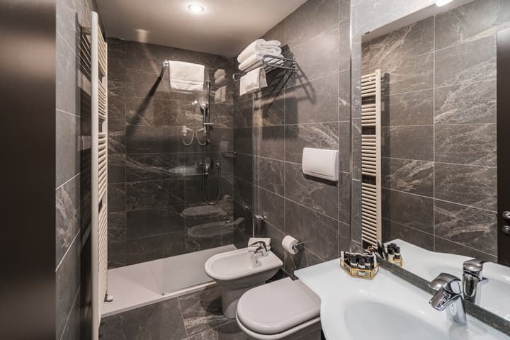 Smart Hotel Holiday