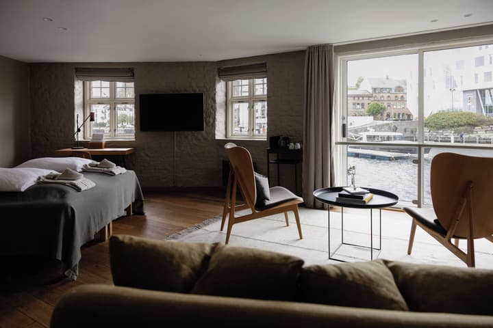 Hotel Brosundet