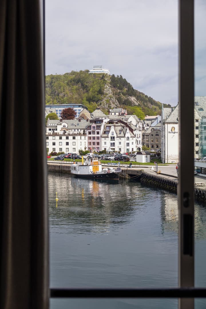 Hotel Brosundet