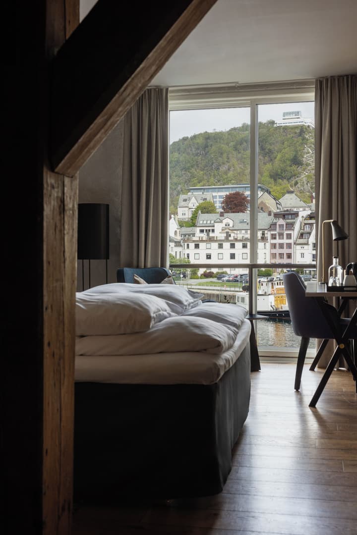 Hotel Brosundet