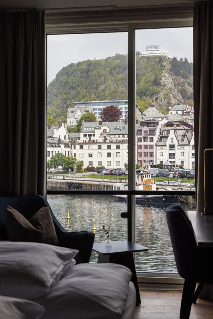 Hotel Brosundet