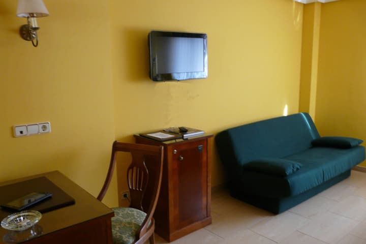 Hotel IDH Angel