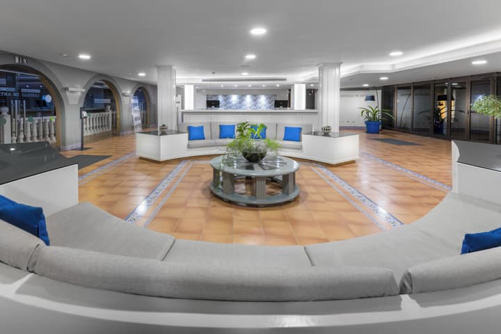 Elba Castillo San Jorge & Antigua Suite Hotel