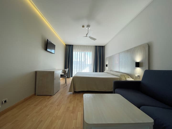 Hotel AGH Canet