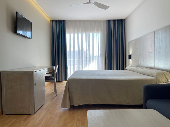Hotel AGH Canet
