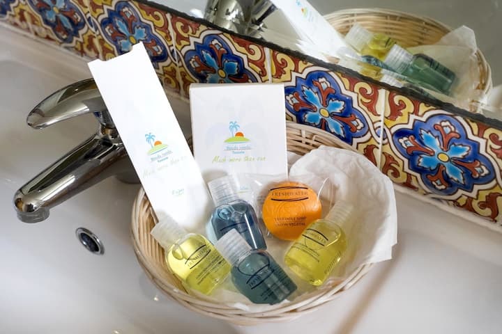 HOUDA YASMINE MARINA & SPA
