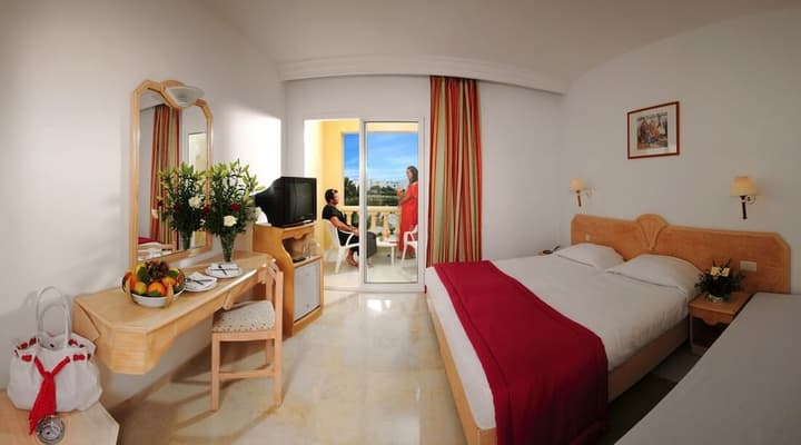 HOUDA YASMINE MARINA & SPA