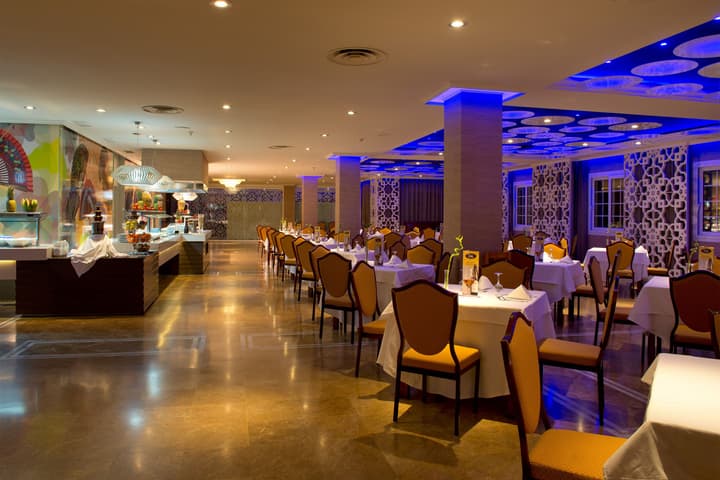 Elba Motril Beach & Business Resort