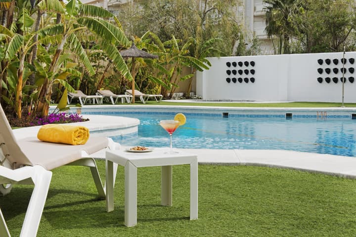 Elba Motril Beach & Business Resort
