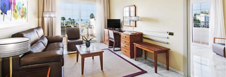 Elba Motril Beach & Business Resort