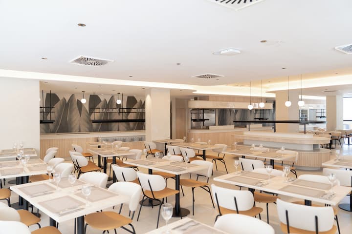 Hotel RH Arena By Hoteles RH