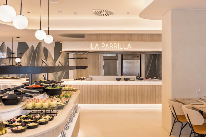 Hotel RH Arena By Hoteles RH