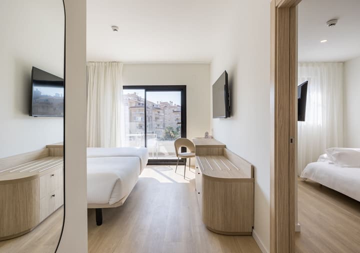 Hotel RH Arena By Hoteles RH