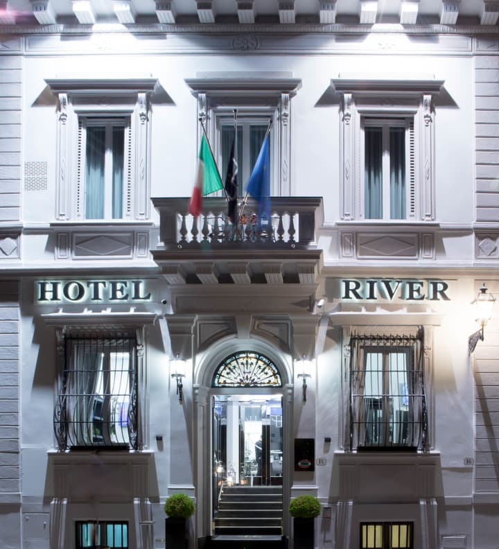 LHP Hotel River & SPA