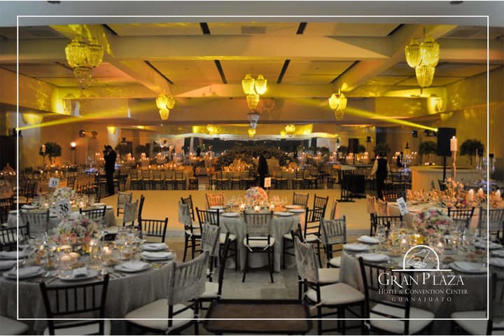 Gran Plaza Hotel & Convention Center