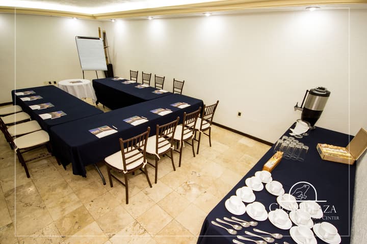Gran Plaza Hotel & Convention Center