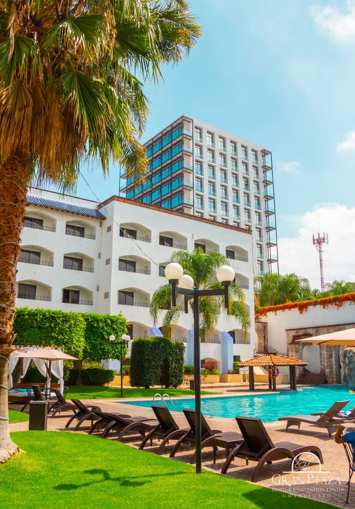 Gran Plaza Hotel & Convention Center