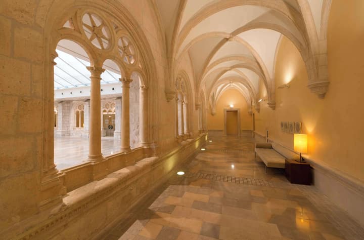 NH Collection Palacio de Burgos