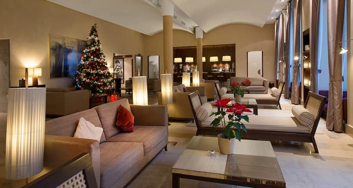 NH Collection Palacio de Burgos