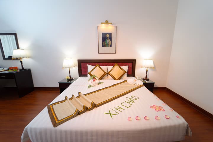 Century Riverside Hotel Hue