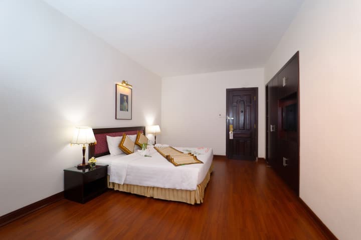 Century Riverside Hotel Hue