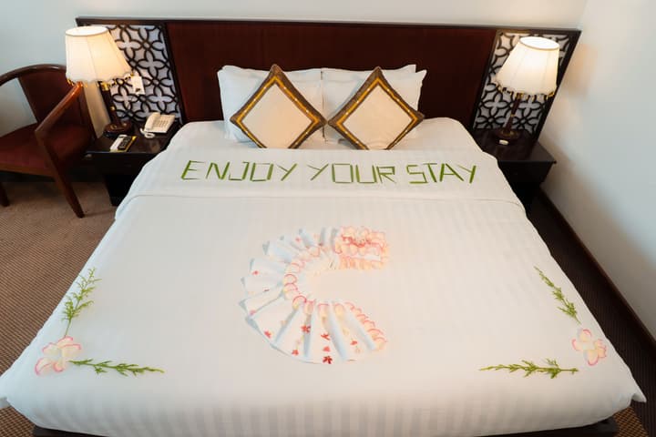 Century Riverside Hotel Hue