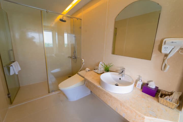 Century Riverside Hotel Hue