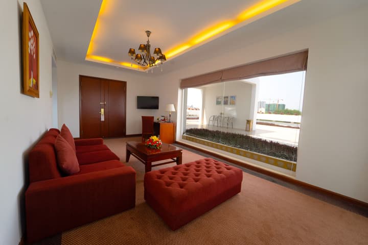 Century Riverside Hotel Hue
