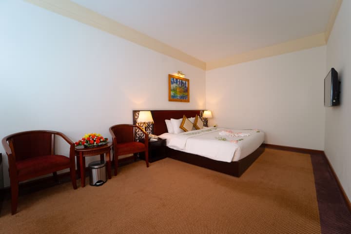 Century Riverside Hotel Hue